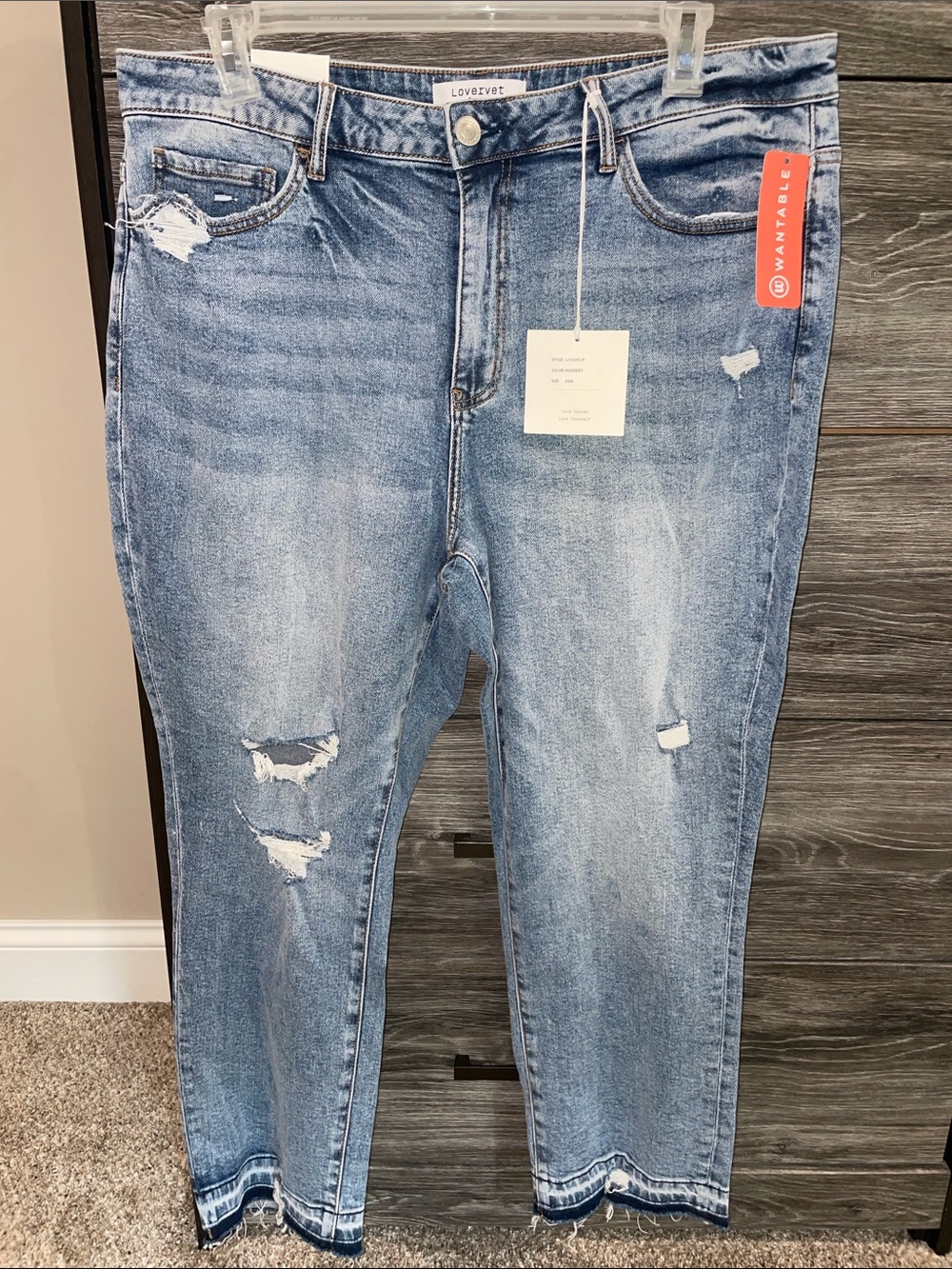 Lovervet Women's Light Blue Distressed Boyfriend Jeans